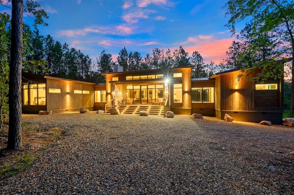 393 Lost Cedar Trail
