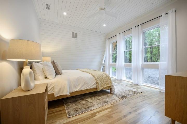 881 Woodland Bluff Trail