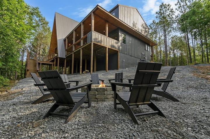 881 Woodland Bluff Trail