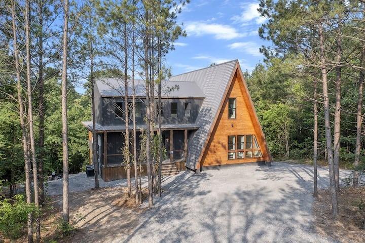 881 Woodland Bluff Trail