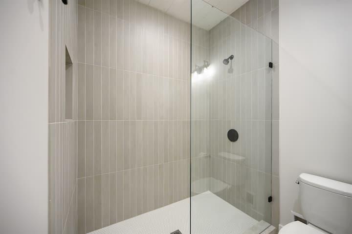 881 Woodland Bluff Trail