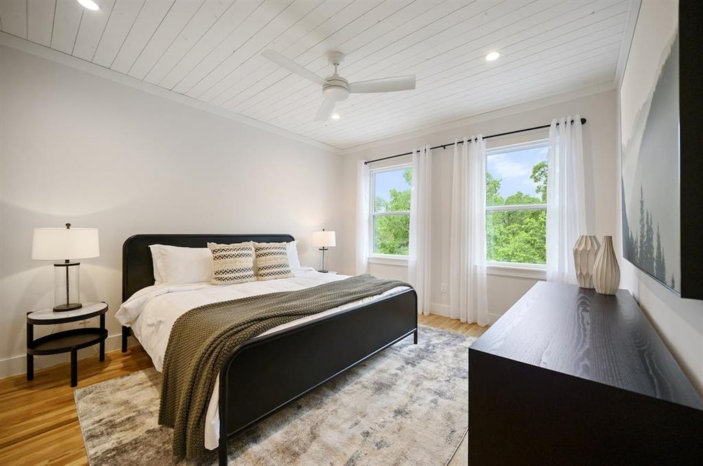 881 Woodland Bluff Trail