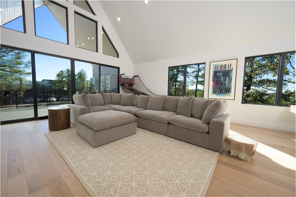 24 Cedar Summit Trail