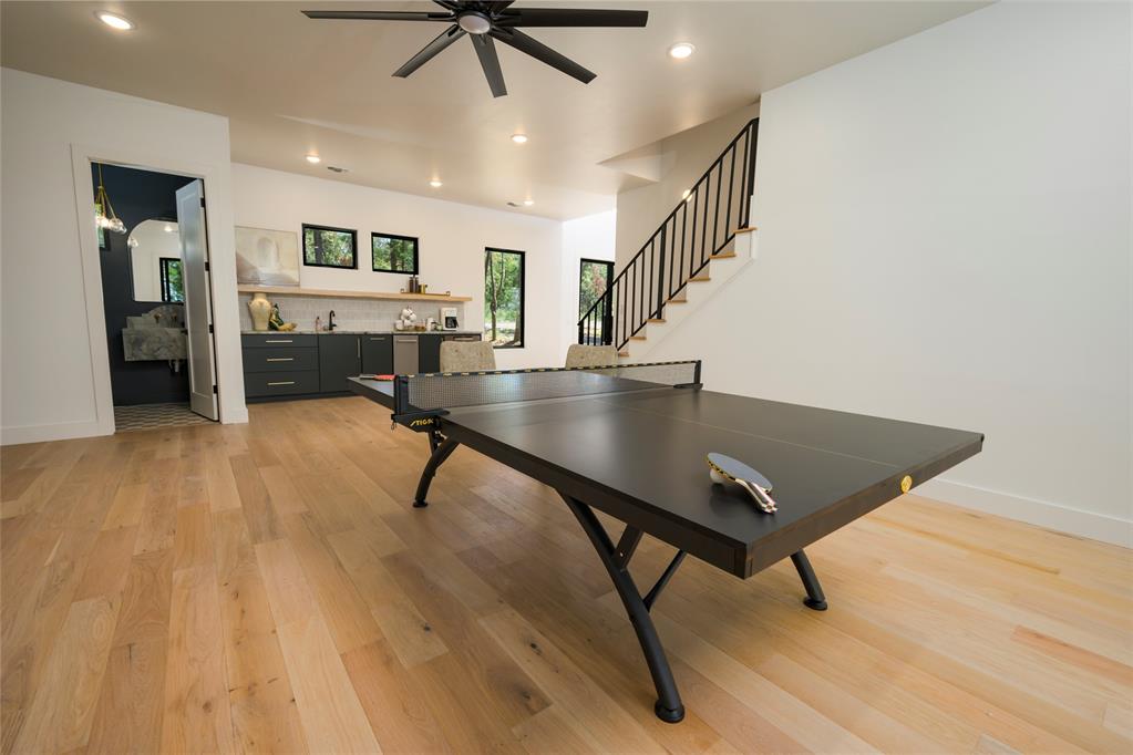 971 Timberline Trail