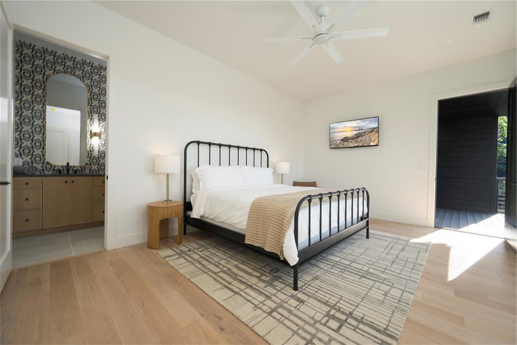 971 Timberline Trail