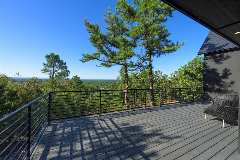 971 Timberline Trail