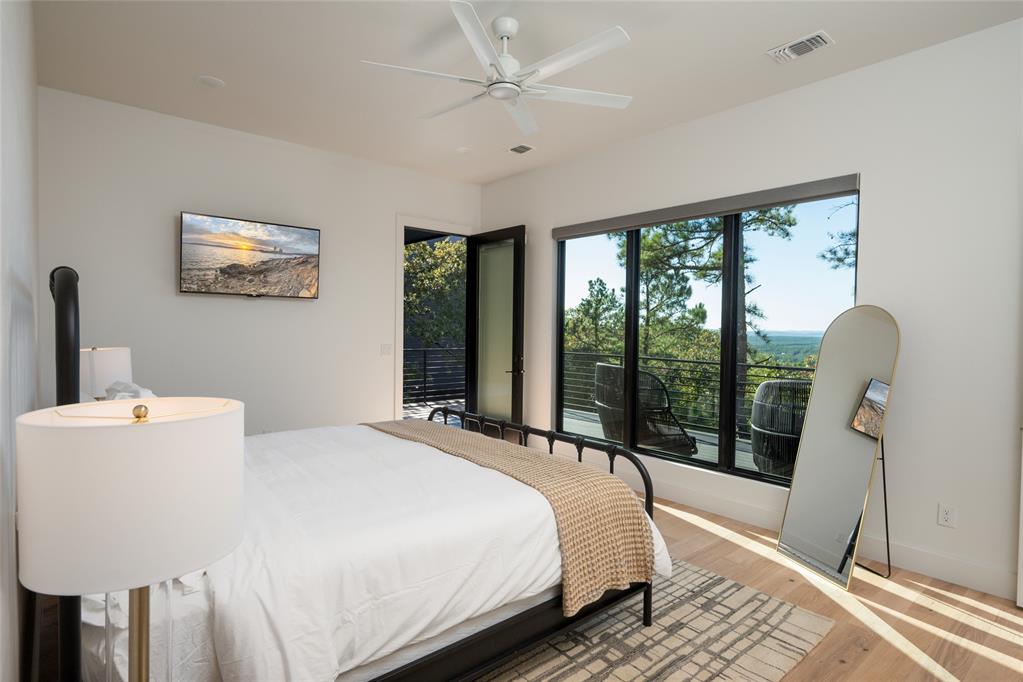 971 Timberline Trail