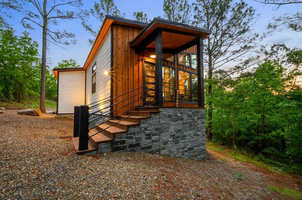 1564 Pine Hills Road