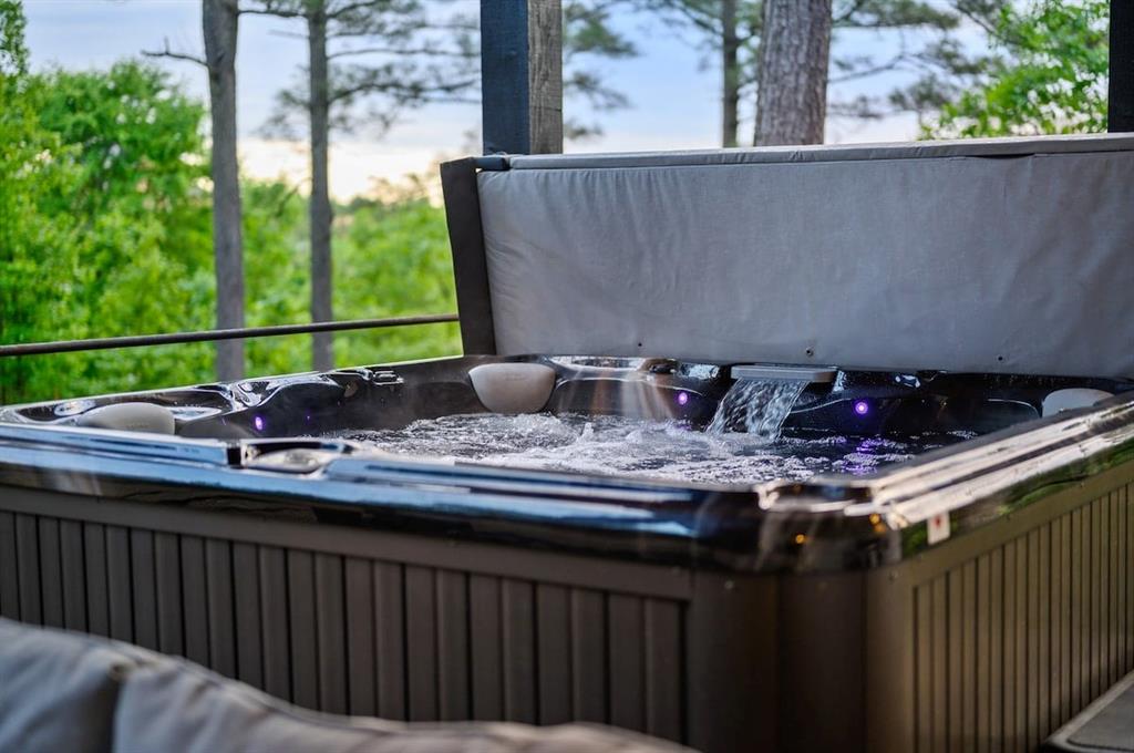 1564 Pine Hills Road