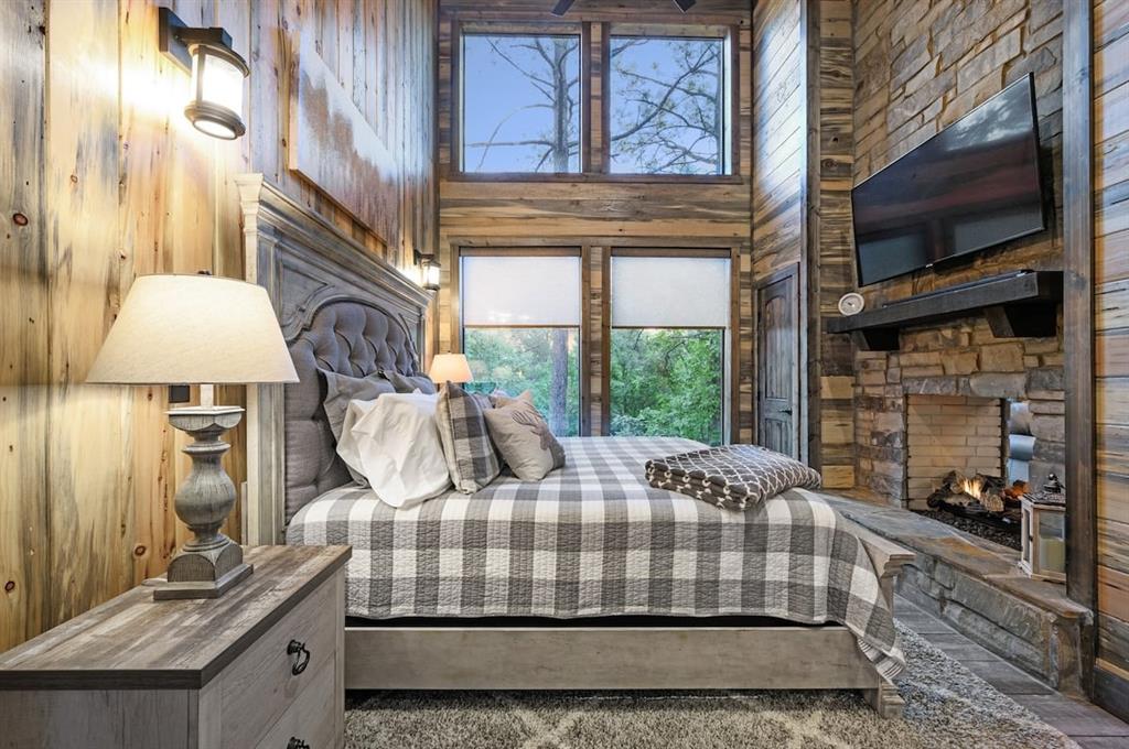 1564 Pine Hills Road