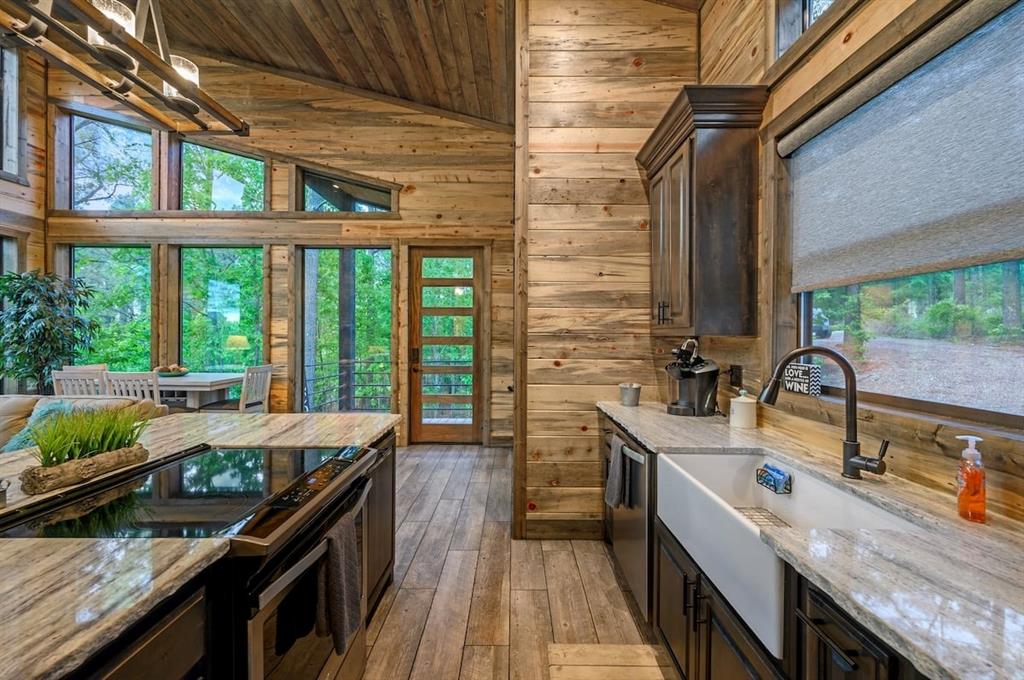 1564 Pine Hills Road