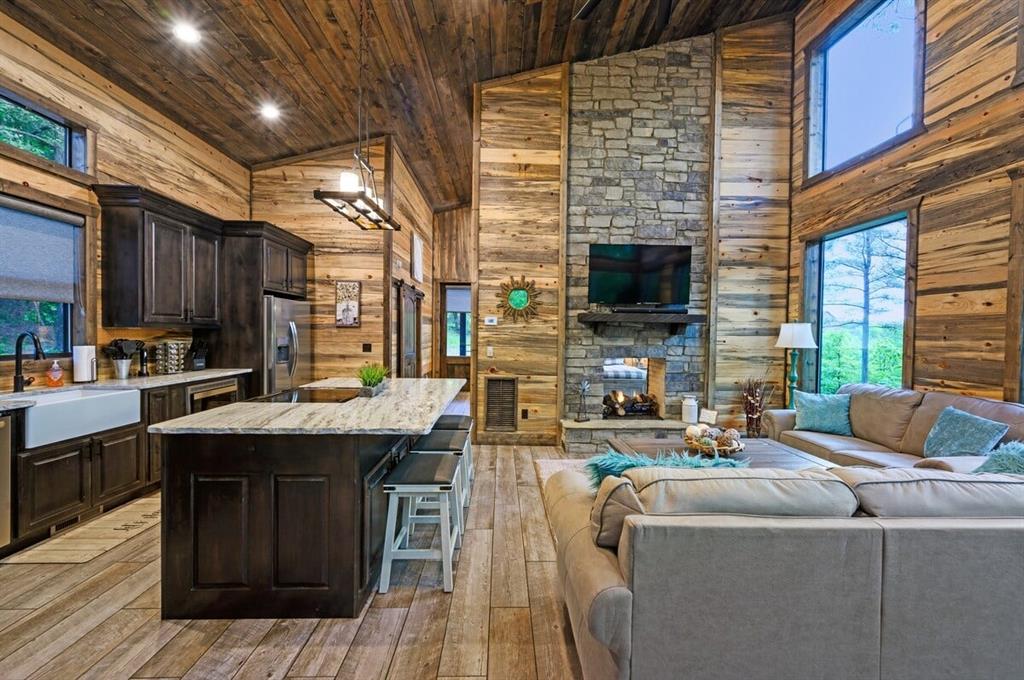 1564 Pine Hills Road