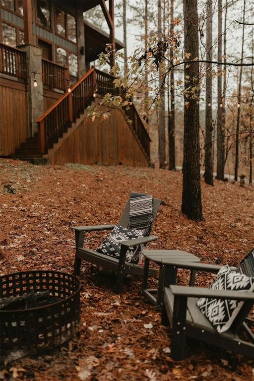 266 Hickory Leaf Trail