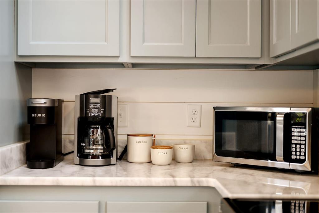 266 Hickory Leaf Trail