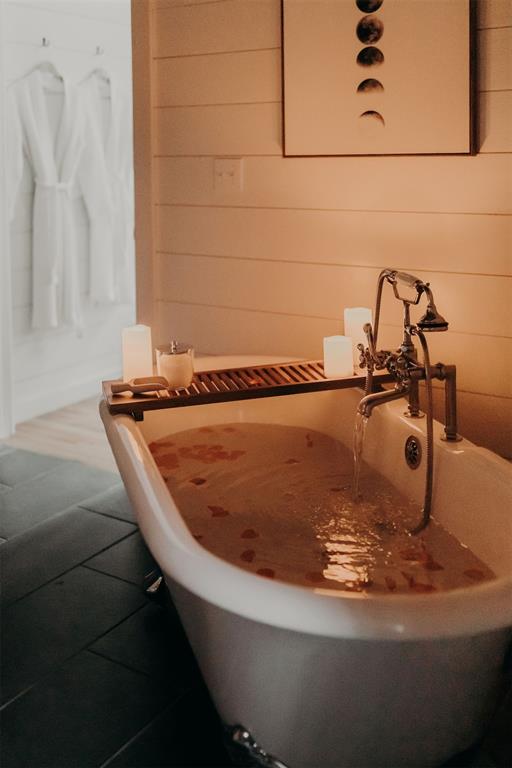 266 Hickory Leaf Trail