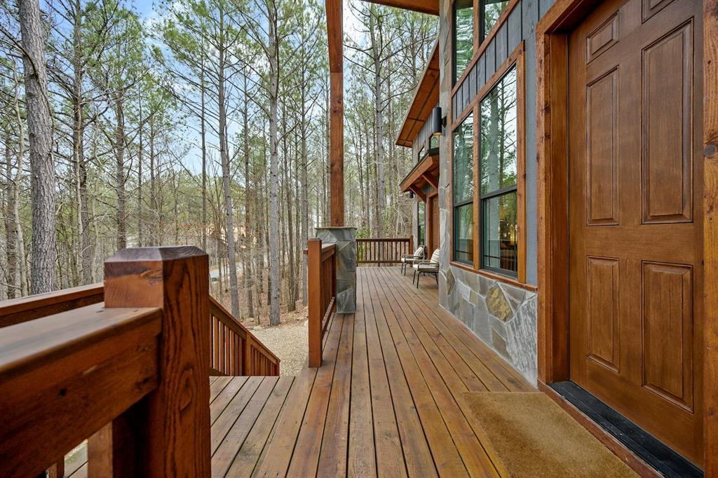 266 Hickory Leaf Trail