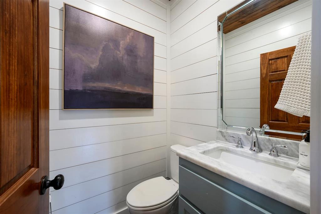 266 Hickory Leaf Trail
