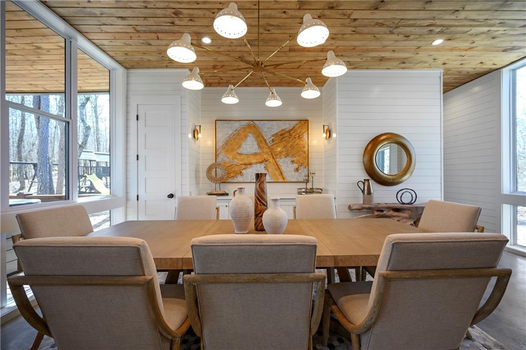 700 Woodland Bluff Trail