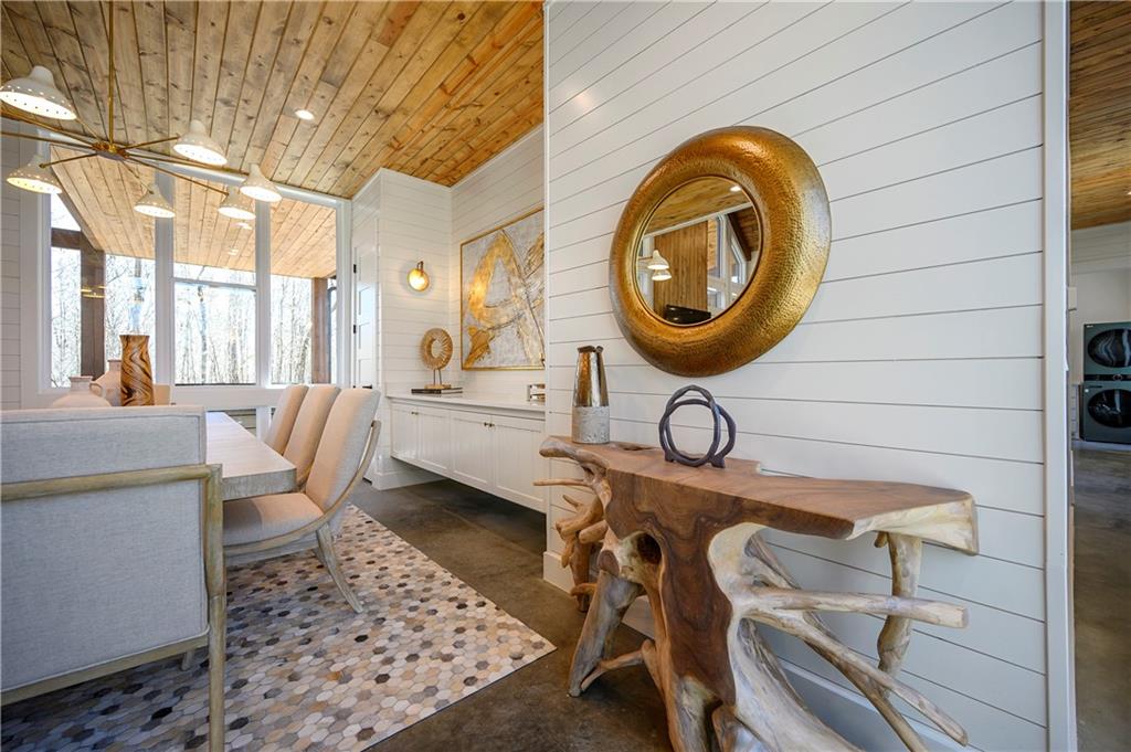 700 Woodland Bluff Trail