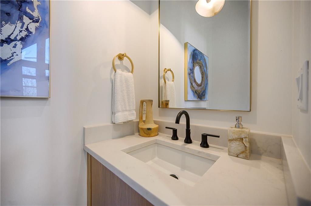 700 Woodland Bluff Trail