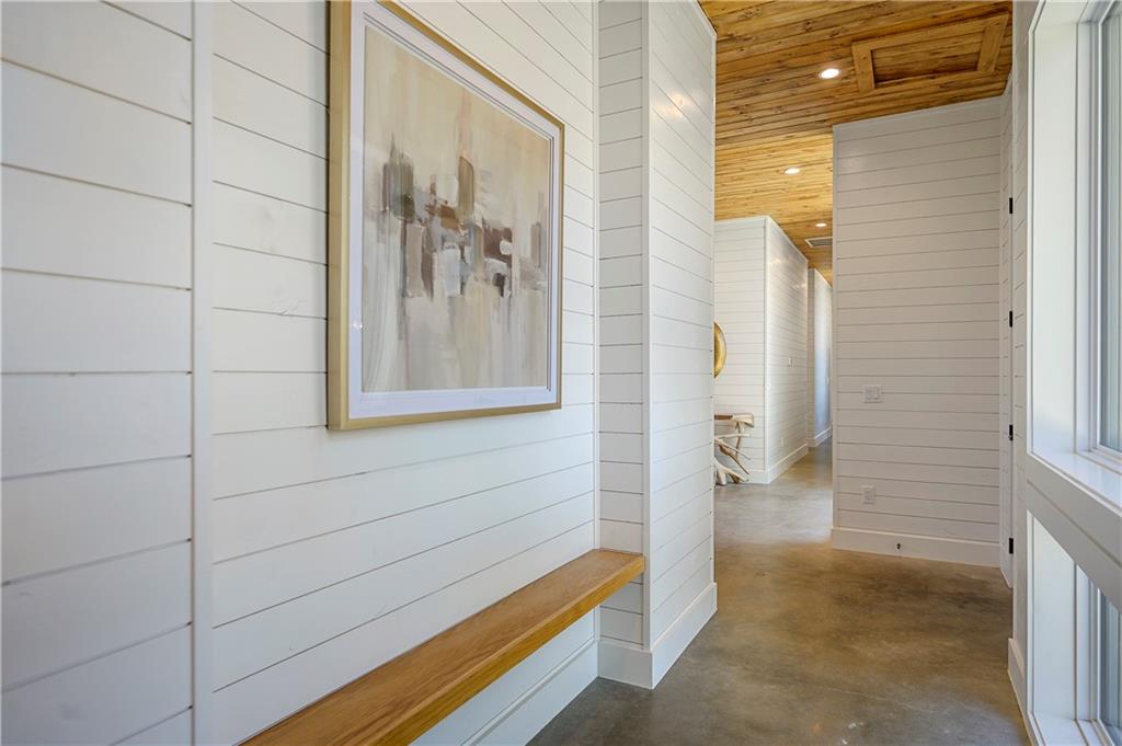 700 Woodland Bluff Trail