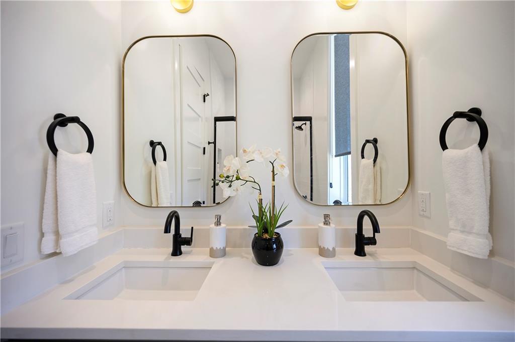 700 Woodland Bluff Trail