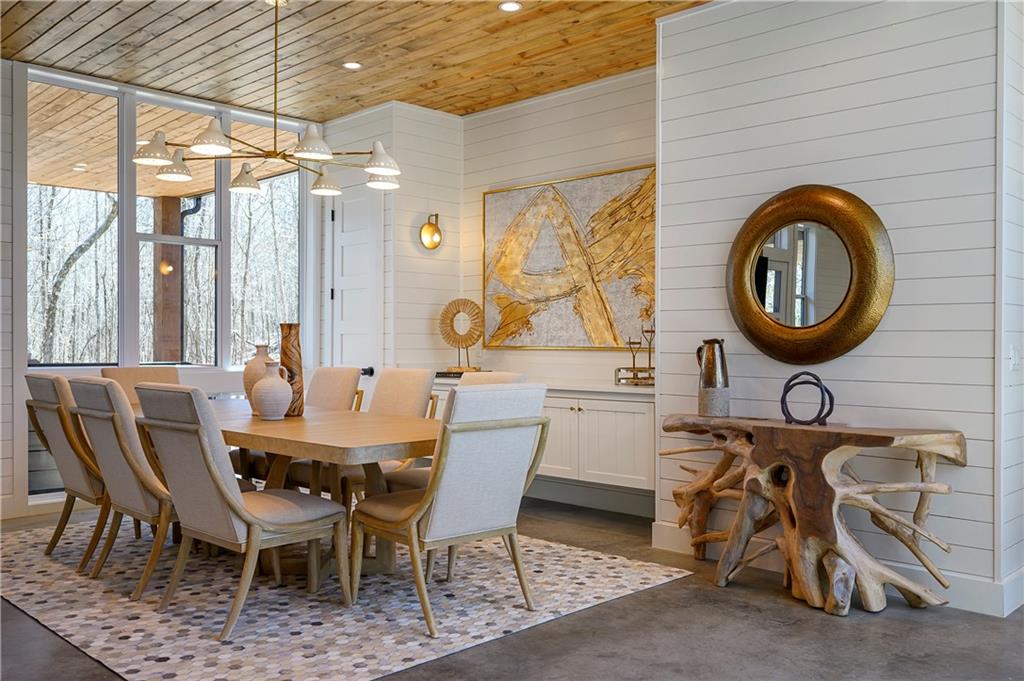 700 Woodland Bluff Trail