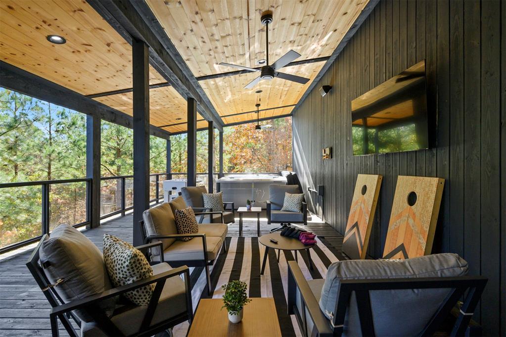 1618 Pine Hills Road