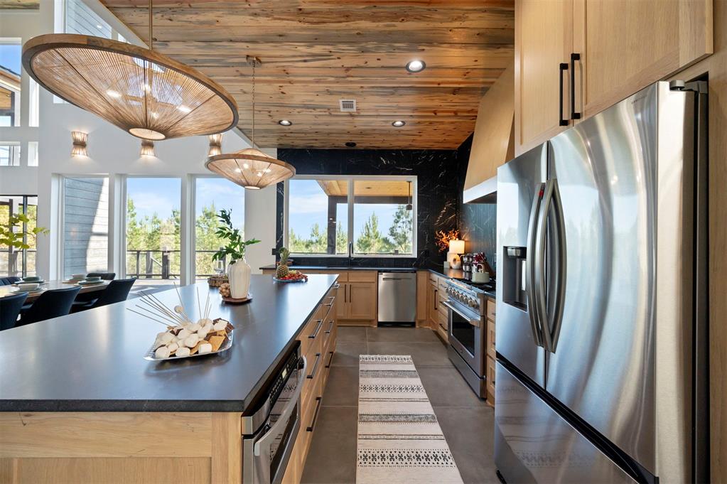 1618 Pine Hills Road