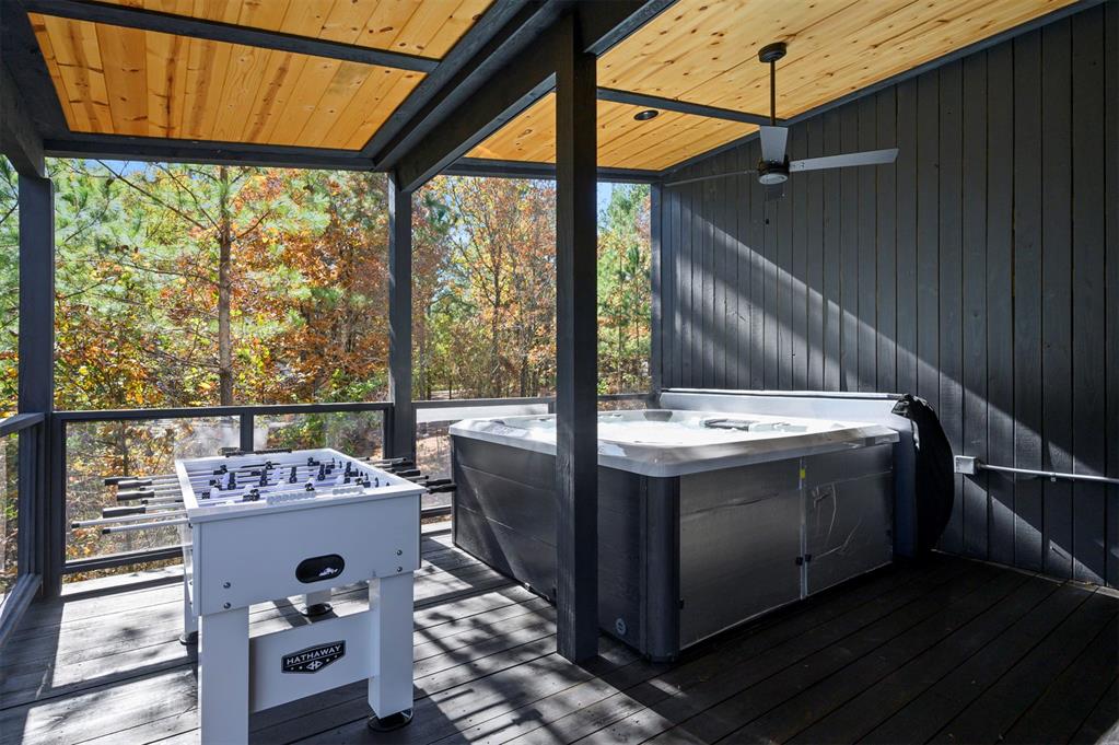 1618 Pine Hills Road