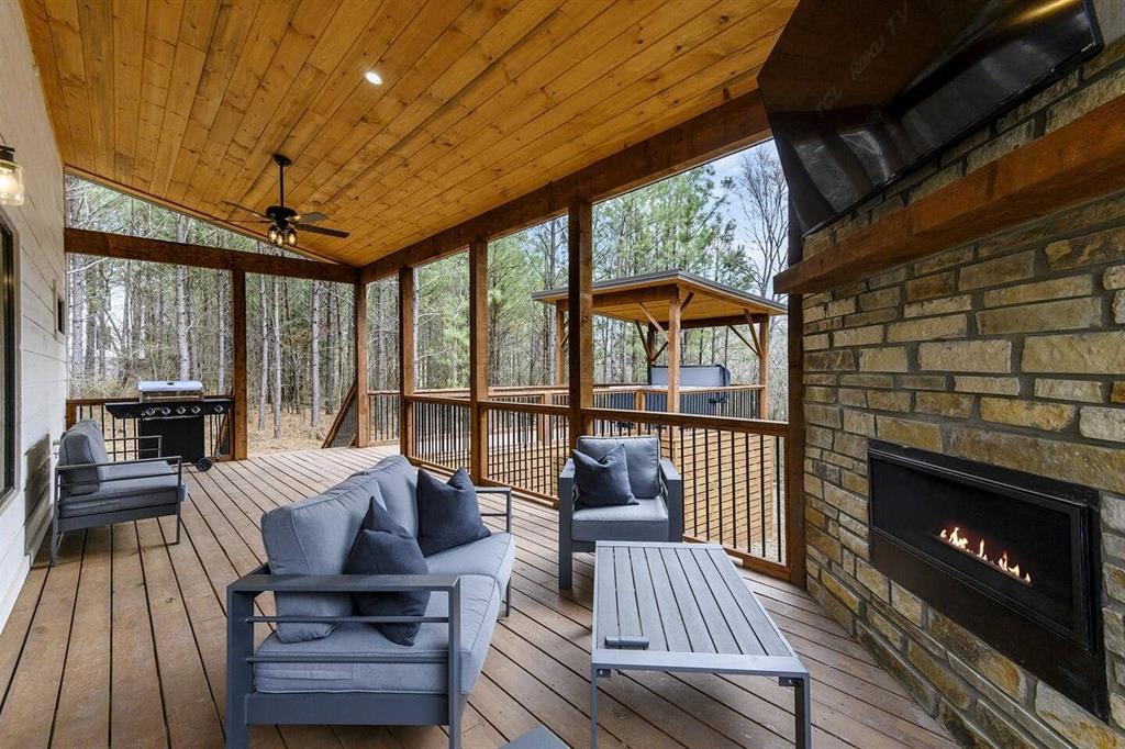 235 Bear Hickory Trail