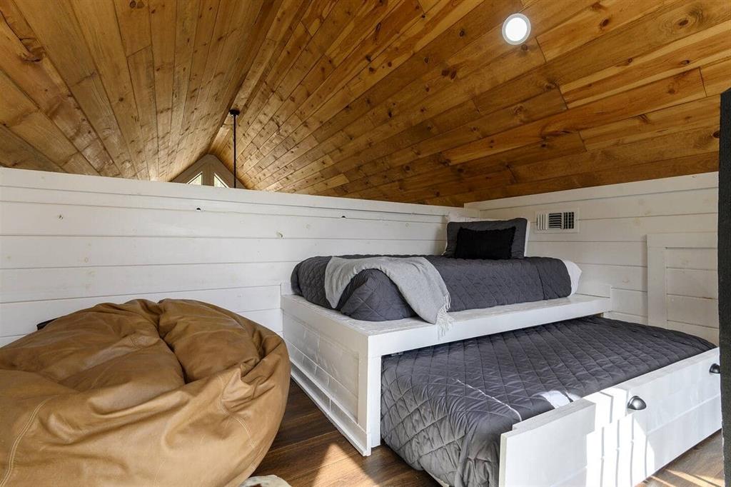 235 Bear Hickory Trail