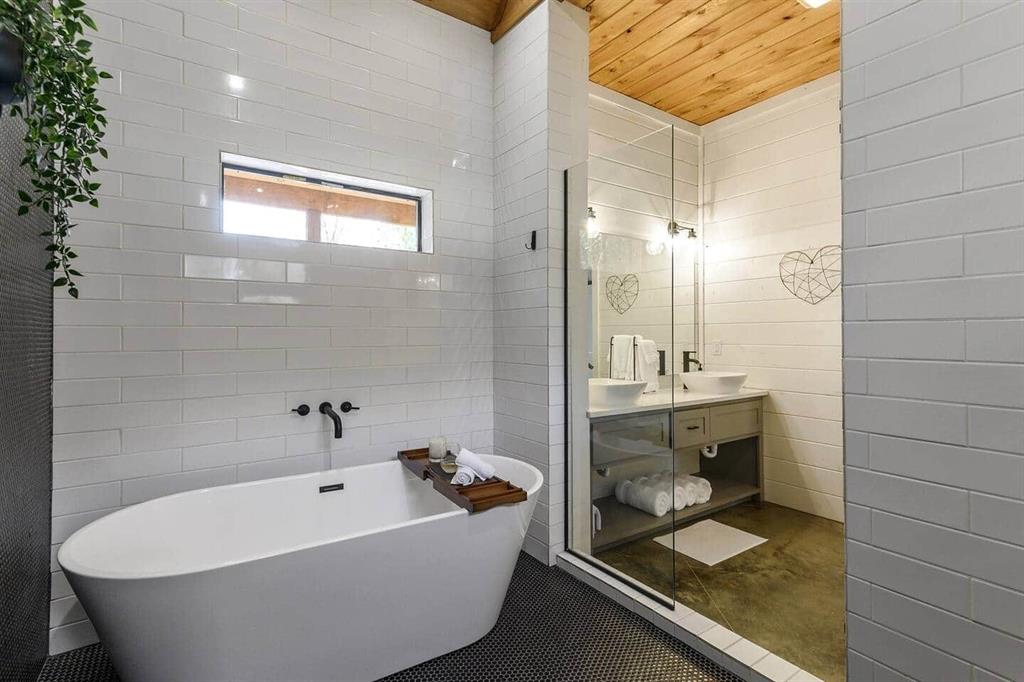 235 Bear Hickory Trail