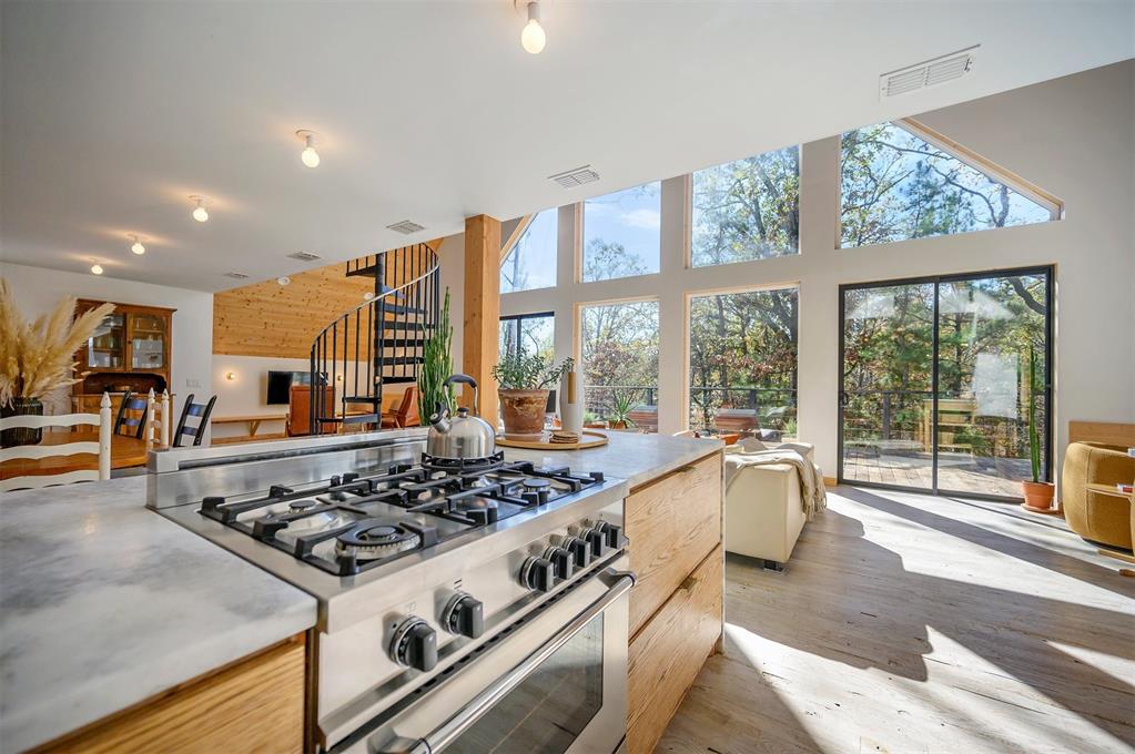 265 Woodland Hills Trail