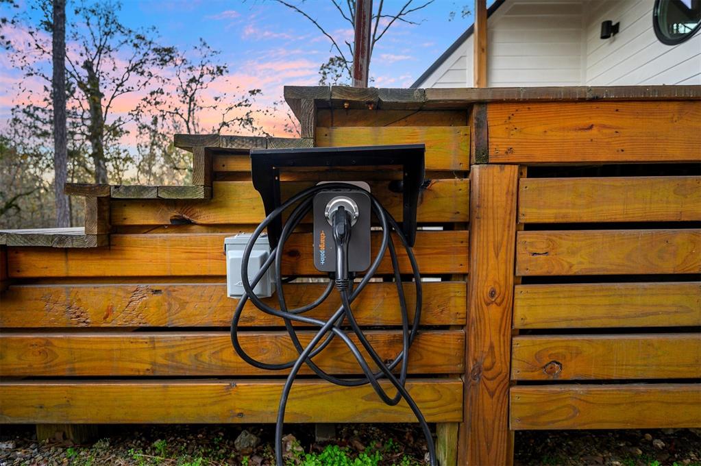 265 Woodland Hills Trail