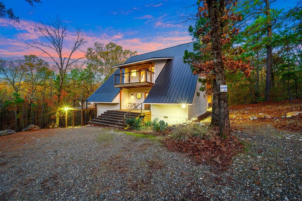 265 Woodland Hills Trail