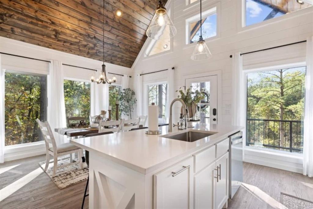 128 Sharp Holly Trail