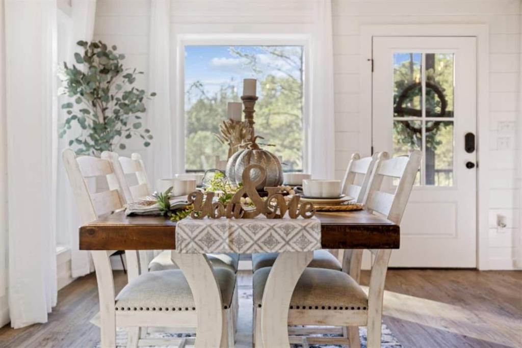 128 Sharp Holly Trail