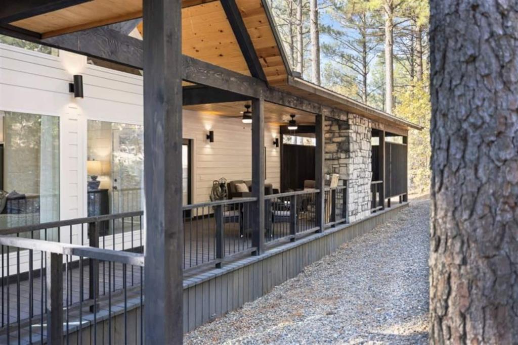 128 Sharp Holly Trail