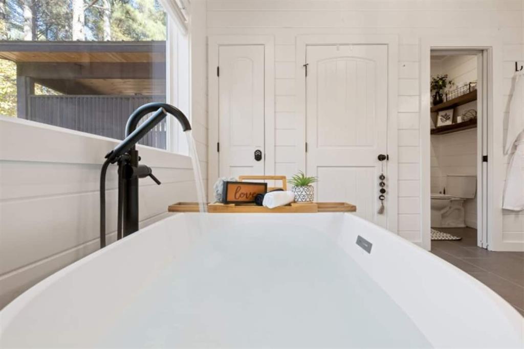 128 Sharp Holly Trail