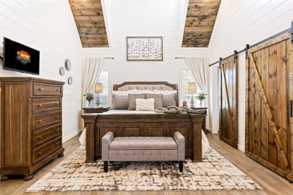 128 Sharp Holly Trail