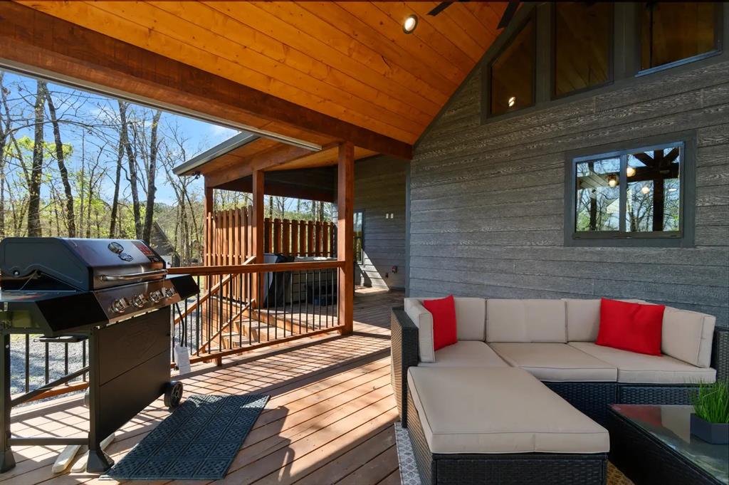 772 Hickory Post Road