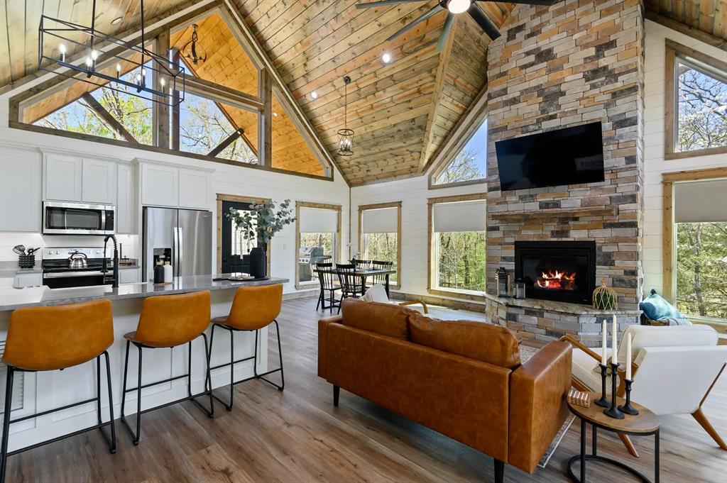 862 Hickory Post Road