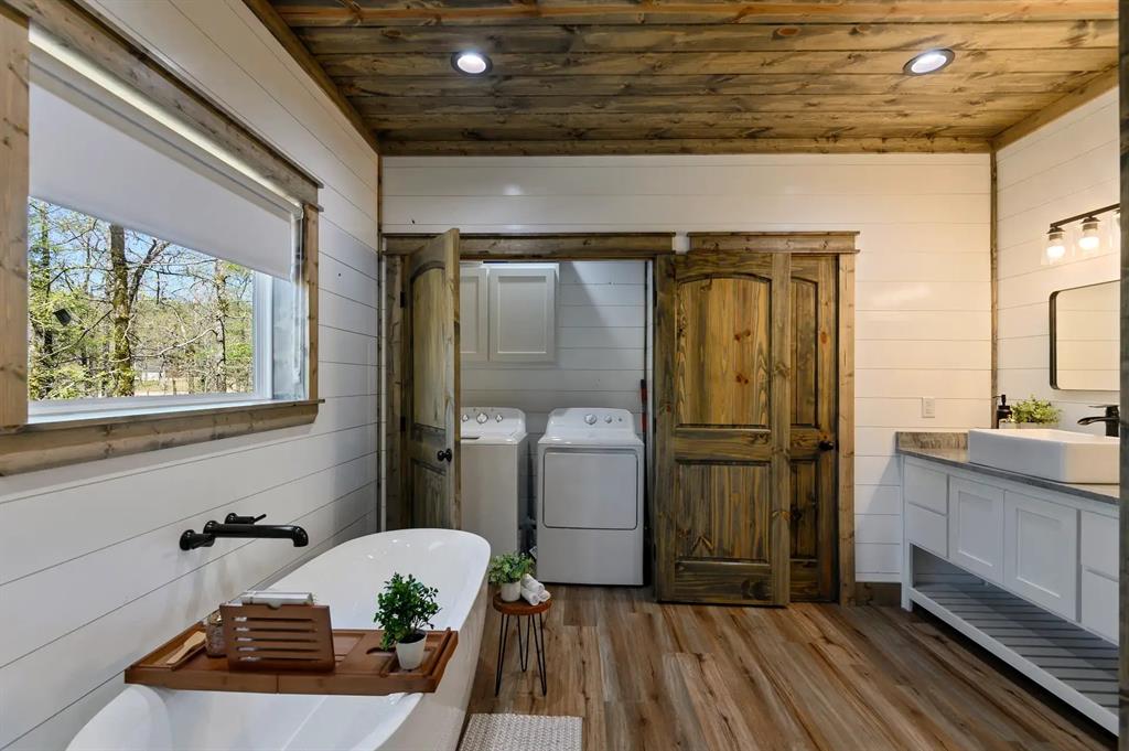 862 Hickory Post Road