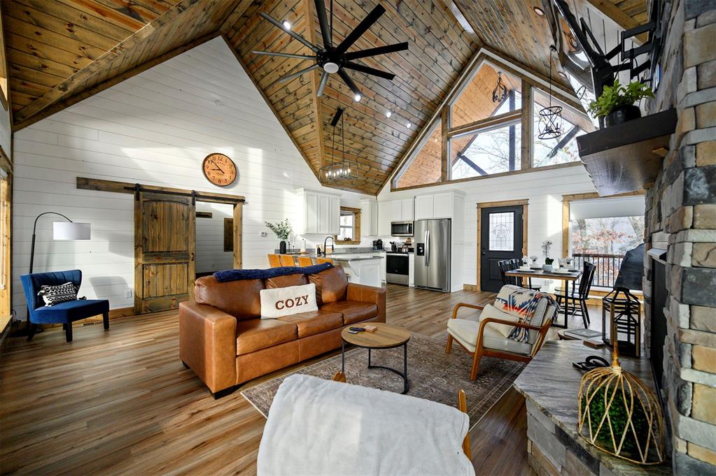 862 Hickory Post Road