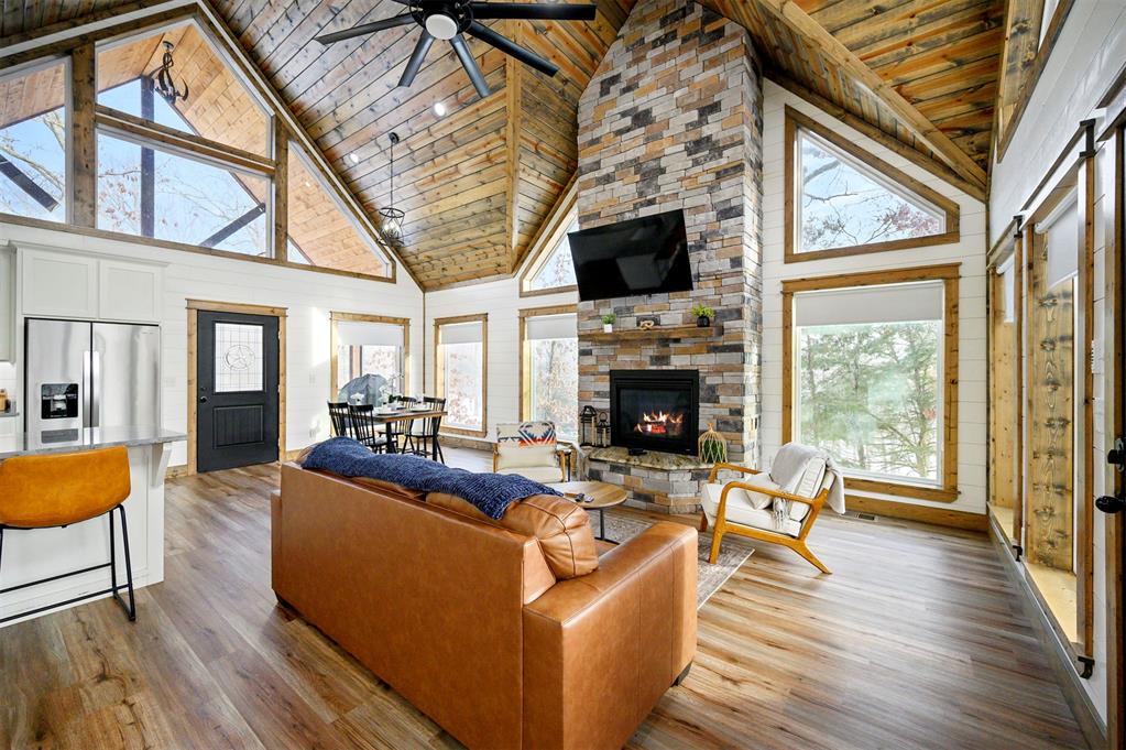 862 Hickory Post Road