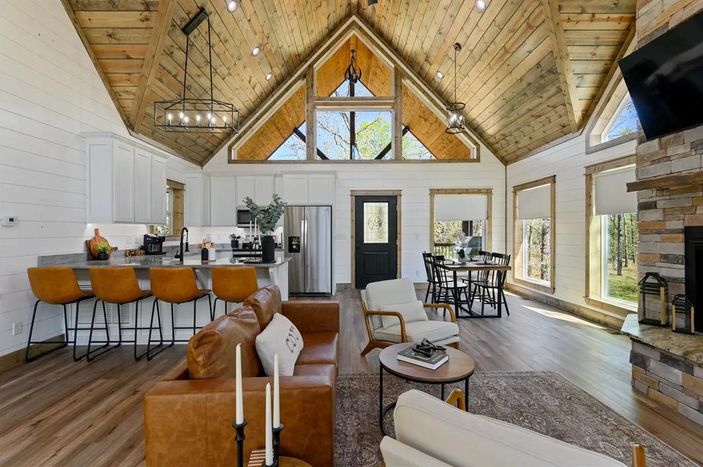 862 Hickory Post Road