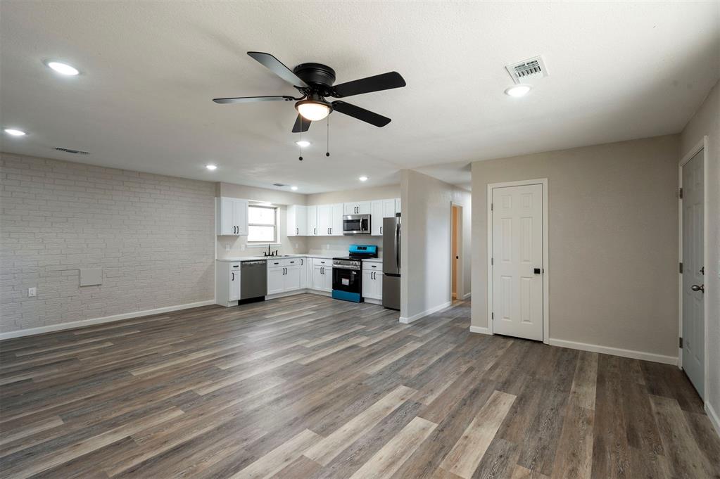 47 Gypsum Valley Drive