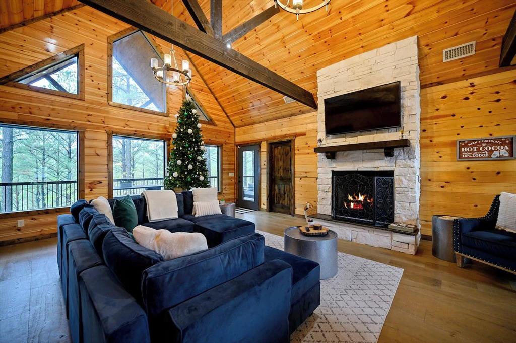 199 Gnarly Maple Trail