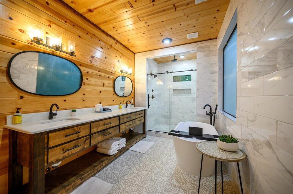 199 Gnarly Maple Trail